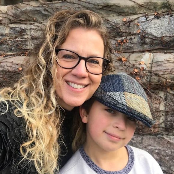 Meet your Posher, Amy - Picture 1 of 1